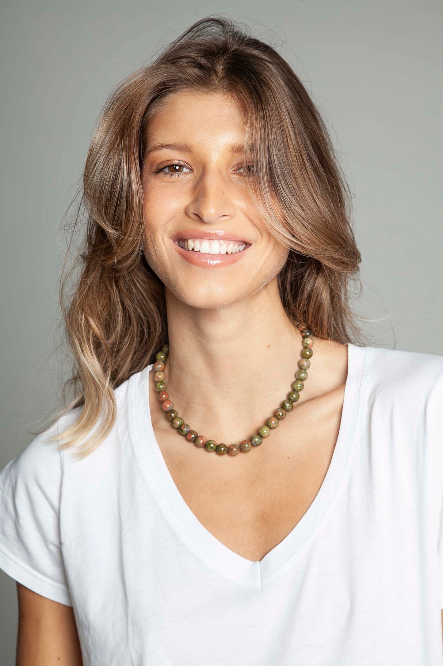 Colares de pedras naturais