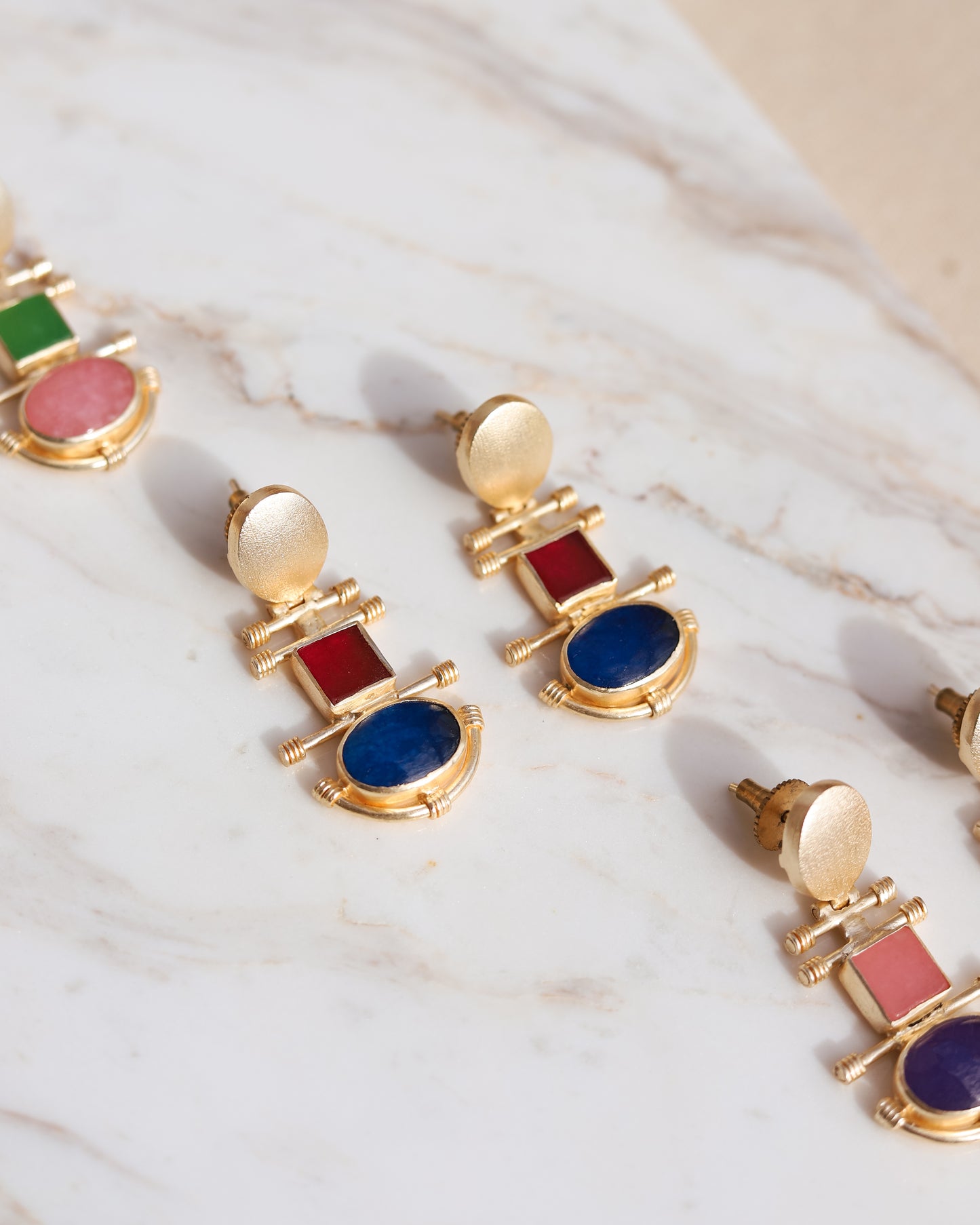 Brincos Arte Deco (várias cores)