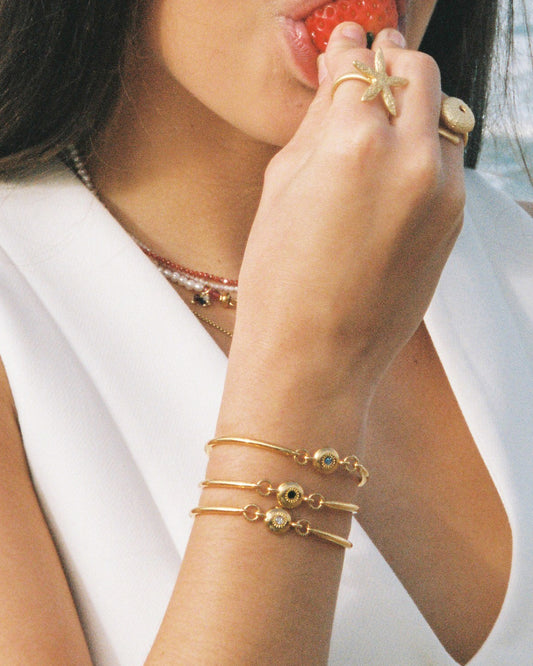 Pulseiras do mar douradas