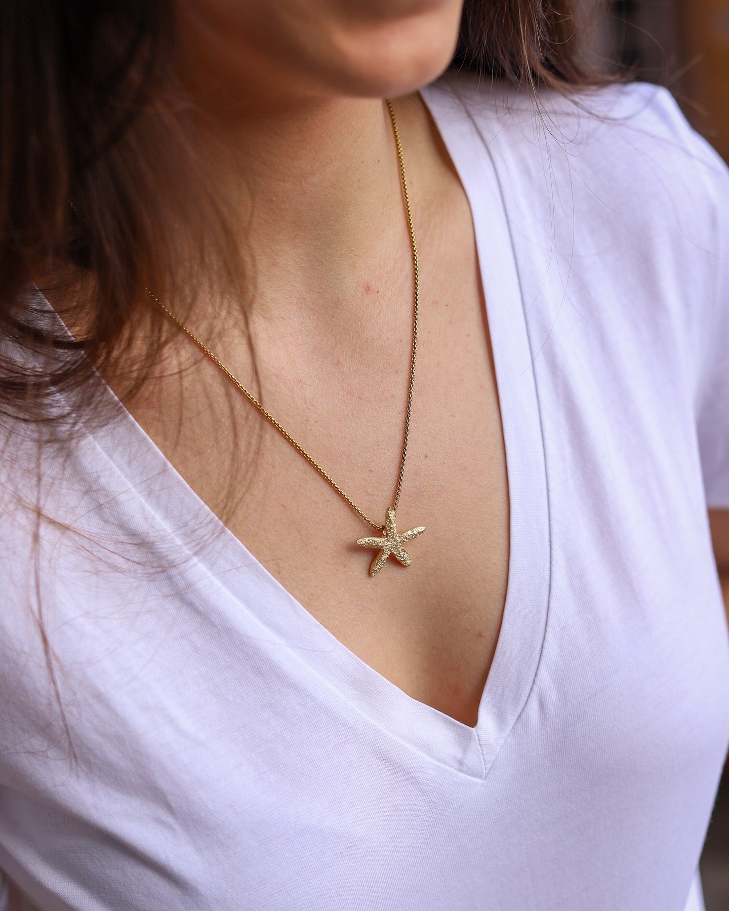 Minimalist starfish necklace