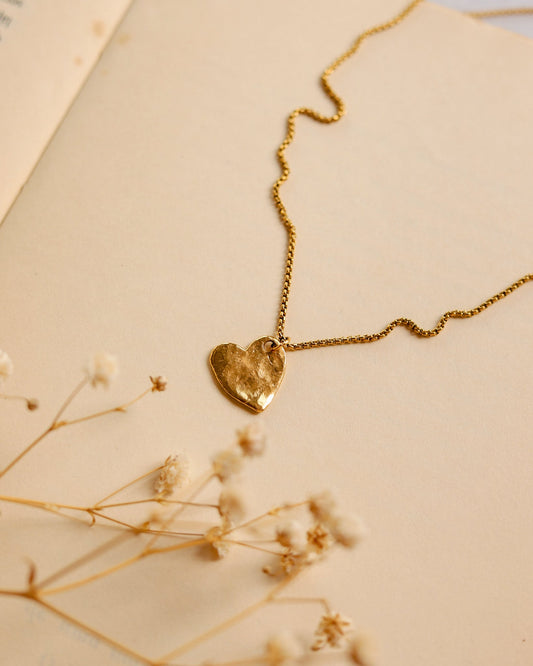 Colar Minimal Coração Maria